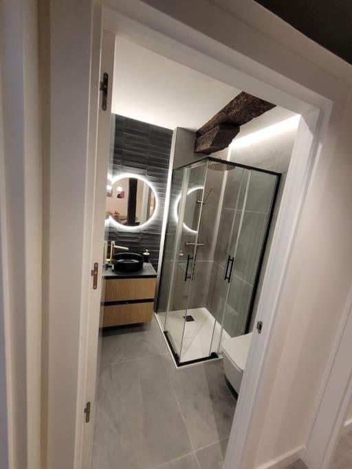 Apartament Piso Boutique A Un Minuto Del Casco Viejo Bilbao Zewnętrze zdjęcie